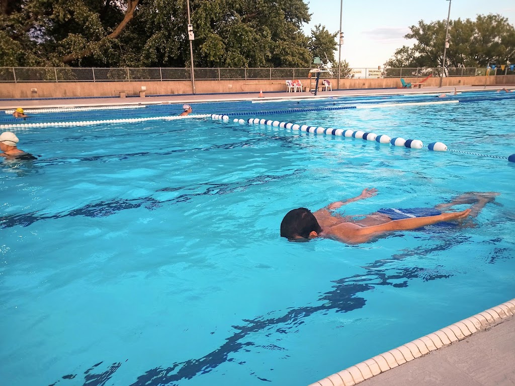 Donald D Summerville Olympic Pool | 1867 Lake Shore Blvd E, Toronto, ON M1P 4N7, Canada | Phone: (416) 392-7688