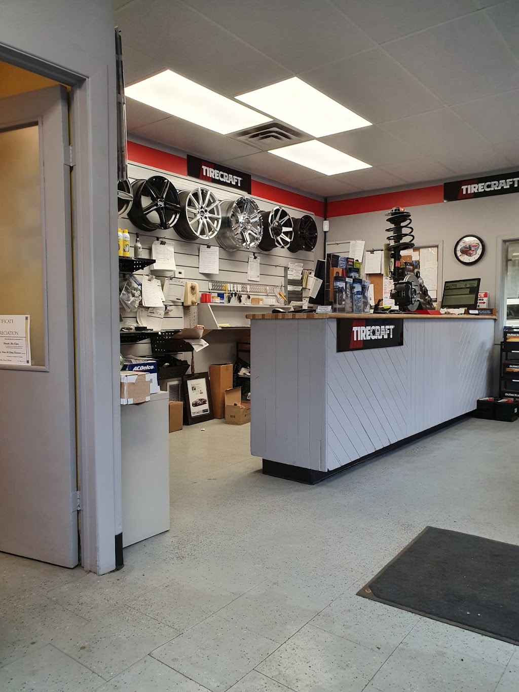 Tirecraft Huntsville | 172 Main St W, Huntsville, ON P1H 1X8, Canada | Phone: (705) 789-5966