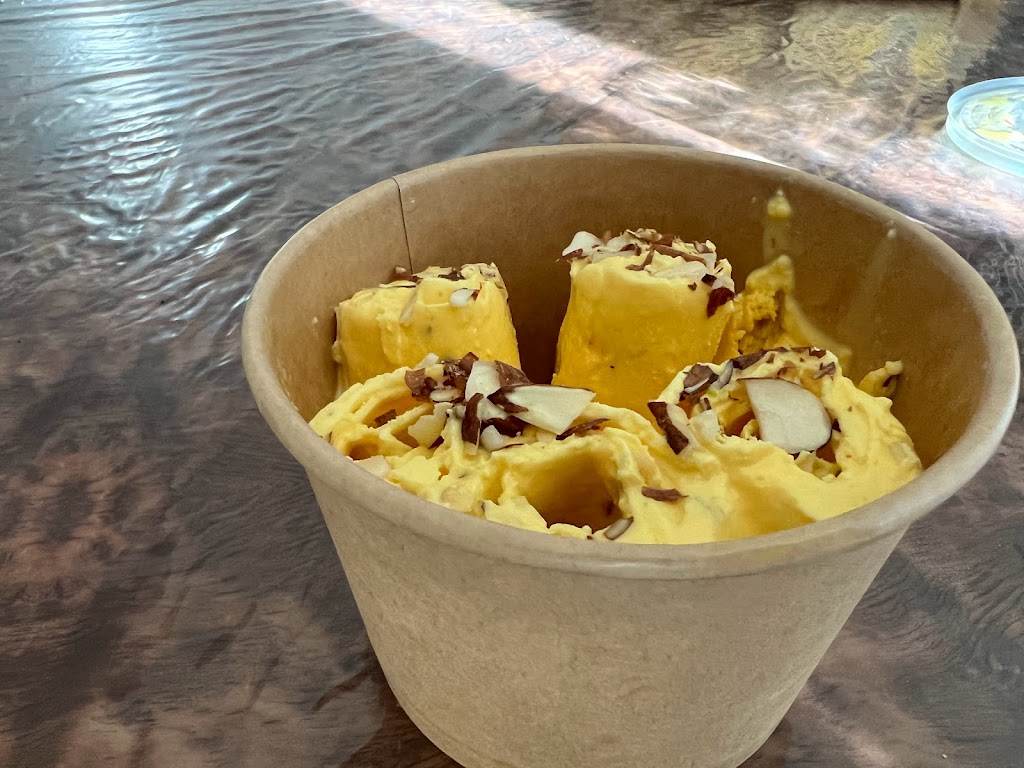 Rock N Roll Ice creams | 511 Ray Lawson Blvd Unit 11, Brampton, ON L6Y 0N2, Canada | Phone: (905) 451-7575