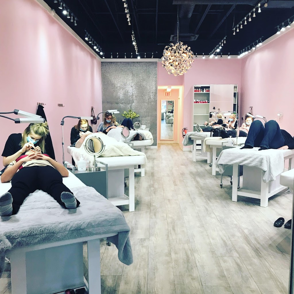 Lash Up | 17232 95 Ave NW, Edmonton, AB T5T 6P1, Canada | Phone: (587) 524-8772