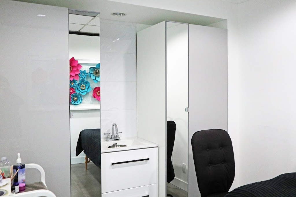 Blink Beauty Parlour | 102-1112 Austin Ave, Coquitlam, BC V3K 3P5, Canada | Phone: (604) 936-4888