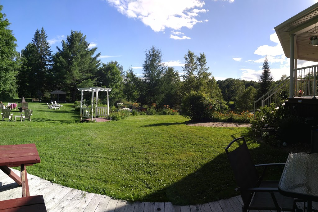 Auberge Le Louis Philippe II | 5650 Rue Principale, Lourdes-de-Joliette, QC J0K 1K0, Canada | Phone: (450) 753-5019