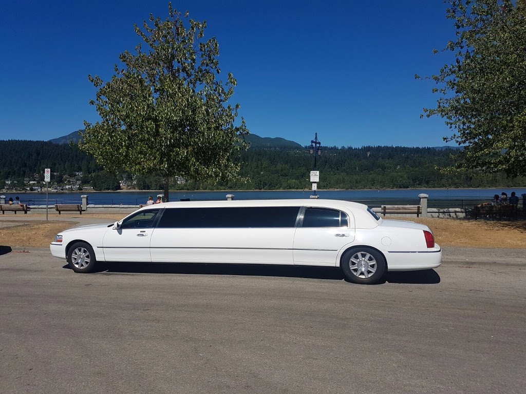 Moonlight Limos | 1333 E 33rd Ave, Vancouver, BC V5V 3B8, Canada | Phone: (604) 209-6095