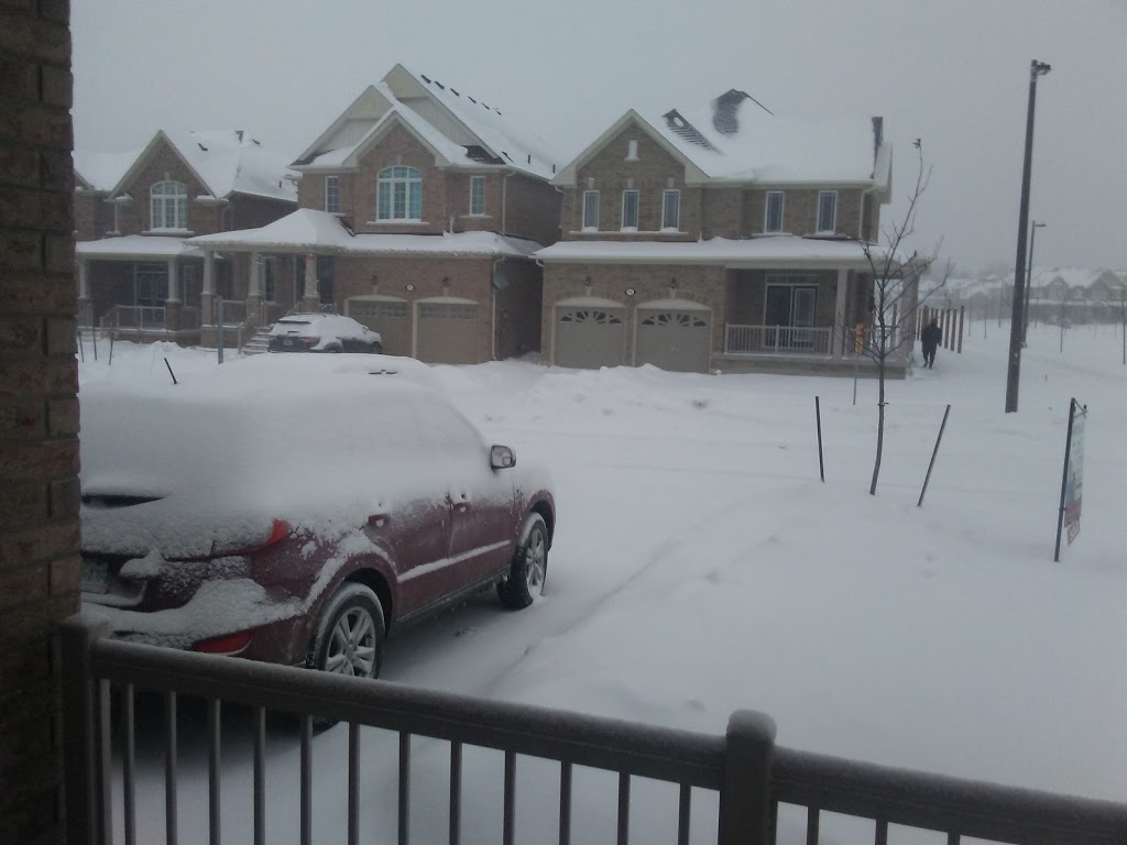 Wyndham Park | 19-78 Wyndham Cir, Keswick, ON L4P 3E9, Canada