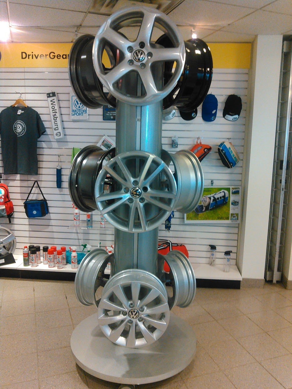 Fifth Ave Volkswagen | 1120 Meridian Rd NE, Calgary, AB T2A 2N9, Canada | Phone: (403) 273-2500