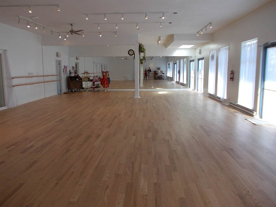Praticus Studios | 629 Evans Dr, Victoria, BC V9B 5E4, Canada | Phone: (250) 893-4837