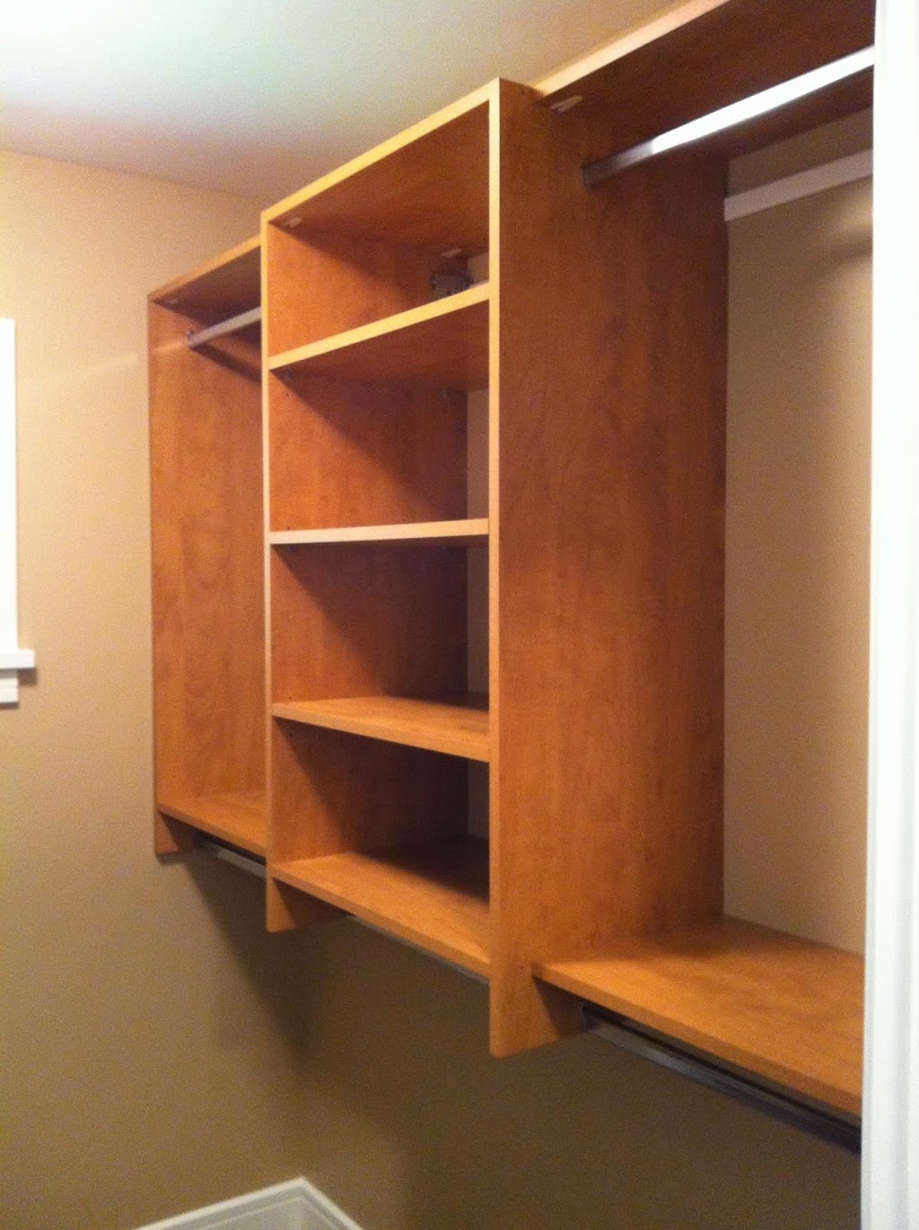 Victoria Blinds & Closets | 755 Vanalman Ave #8, Victoria, BC V8Z 3B8, Canada | Phone: (250) 590-8060