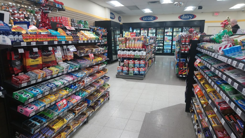 Macs | 6040 Glen Erin Dr, Mississauga, ON L5N 3M4, Canada | Phone: (905) 567-0599