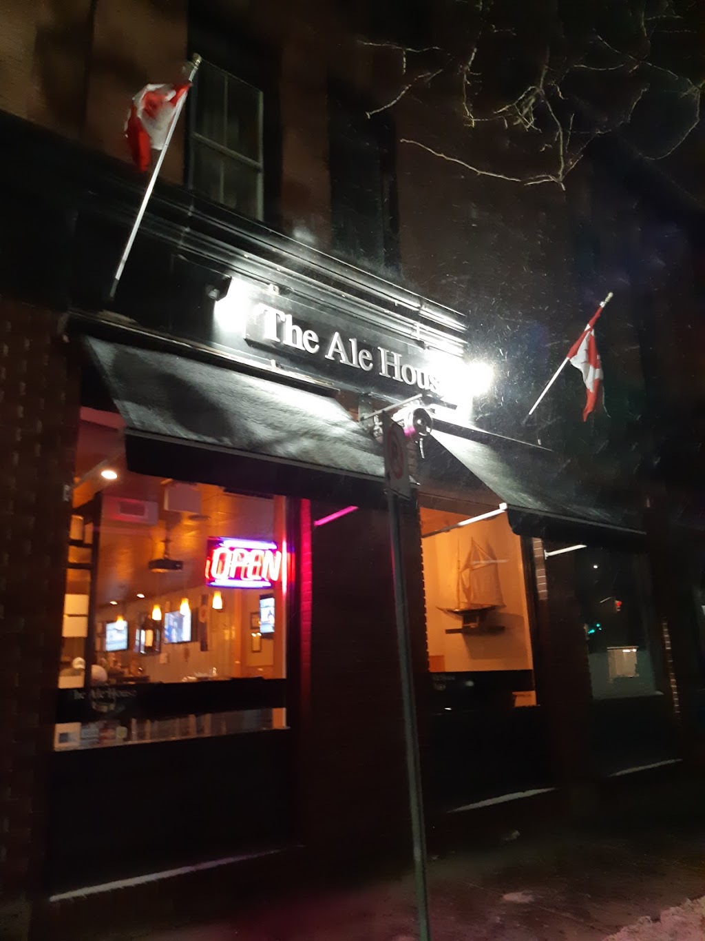 The Ale House | 246 Division St, Cobourg, ON K9A 3P8, Canada | Phone: (289) 252-1773