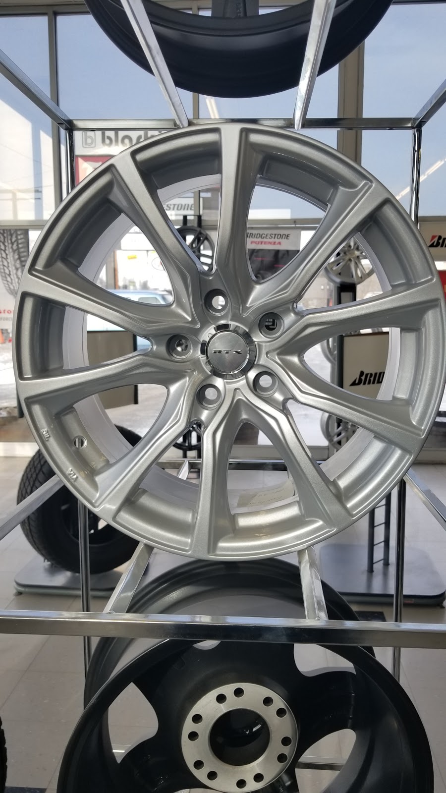 Blaskin & Lane Tire Centres | 3420 17 Ave SE, Calgary, AB T2A 0R4, Canada | Phone: (403) 272-2266