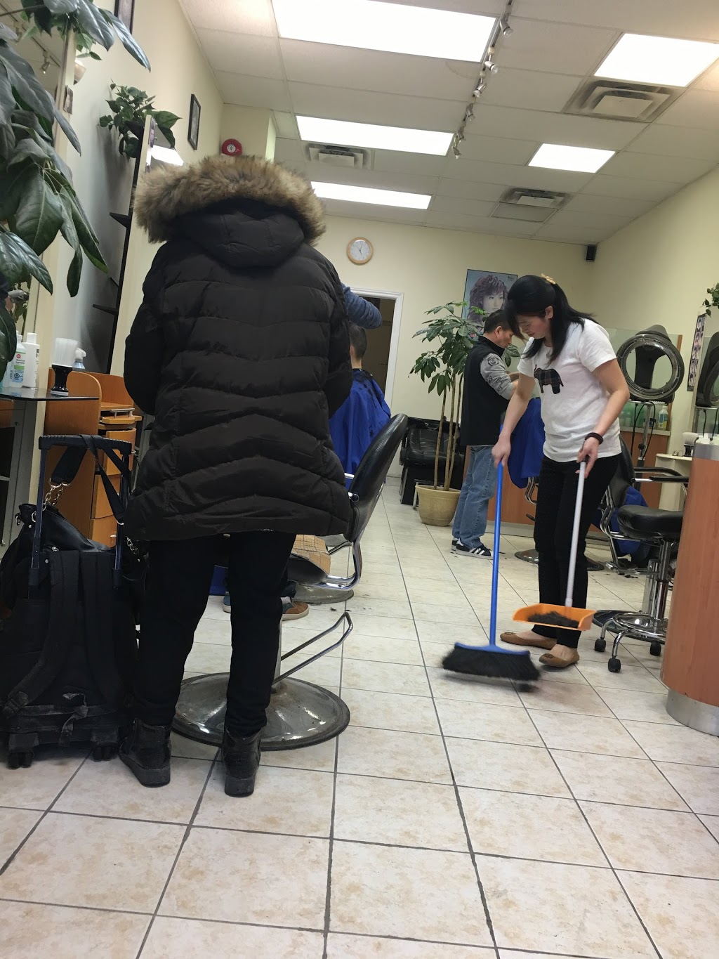 HK Hair Play | 4400 Sheppard Ave E Unit 19, Scarborough, ON M1S 5J5, Canada | Phone: (416) 849-1816