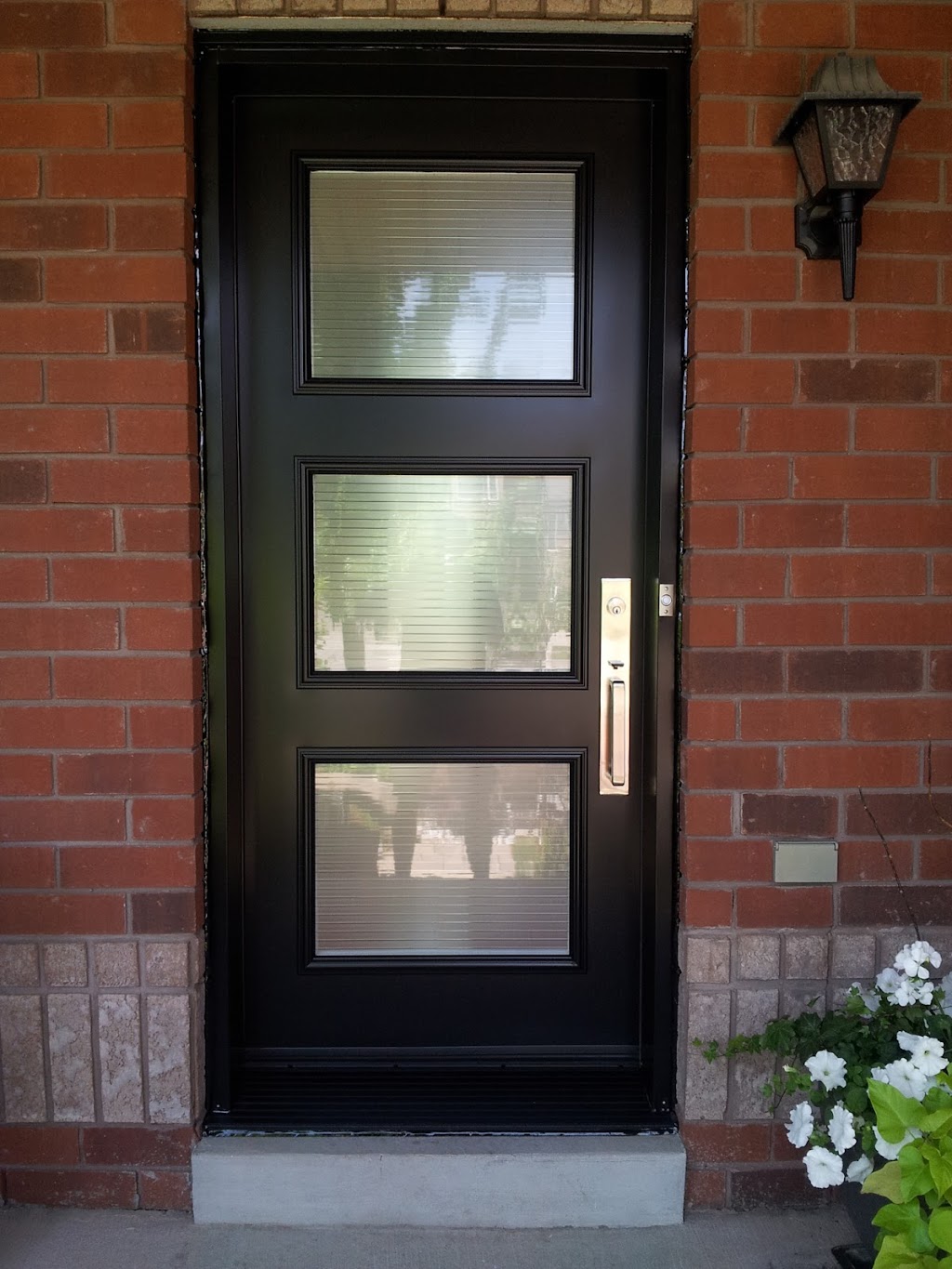 Idea Windows & Doors Inc | 6800 Westbrook Rd, York, ON N0A 1R0, Canada | Phone: (905) 580-4332