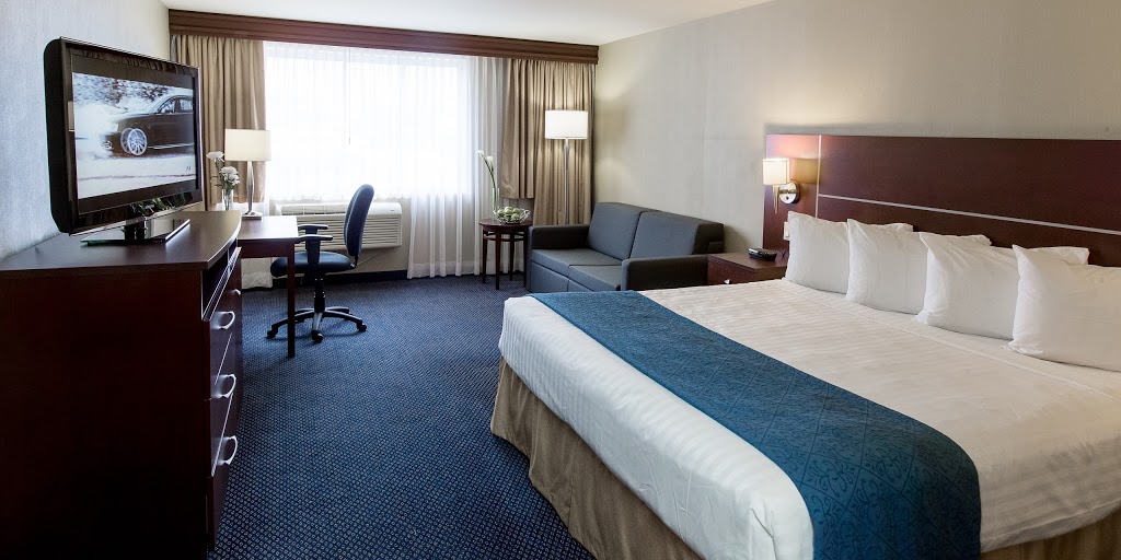 Quality Inn & Suites | 6680 Boulevard Taschereau, Brossard, QC J4W 1M8, Canada | Phone: (450) 671-7213