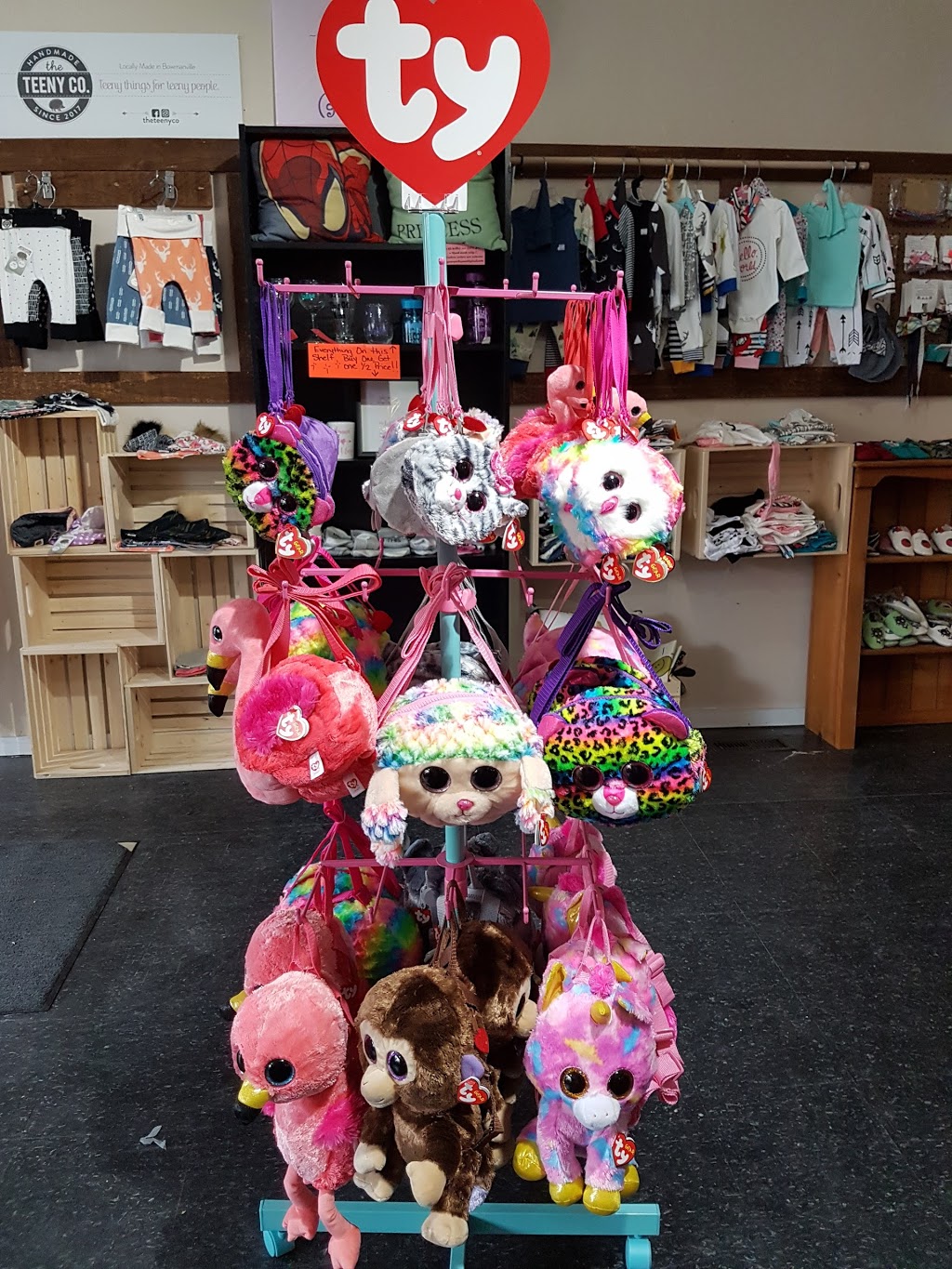 The Bees Knees Childrens Boutique & Kawartha Dairy Ice Cream | 75 King St W, Bowmanville, ON L1C 1R2, Canada | Phone: (905) 697-3256
