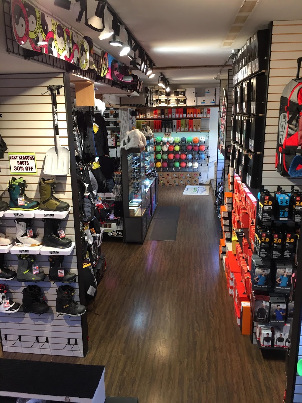 West Coast Sports | 1675 W 4th Ave, Vancouver, BC V6J 1L8, Canada | Phone: (604) 732-4810