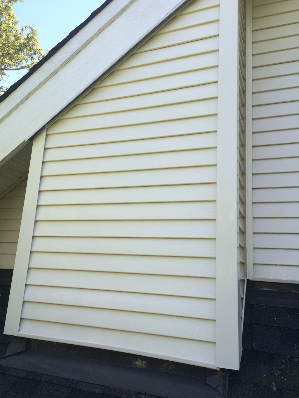 Clover Clean Building Maintenance | 26548 28a Ave, Aldergrove, BC V4W 3A8, Canada | Phone: (604) 842-9182