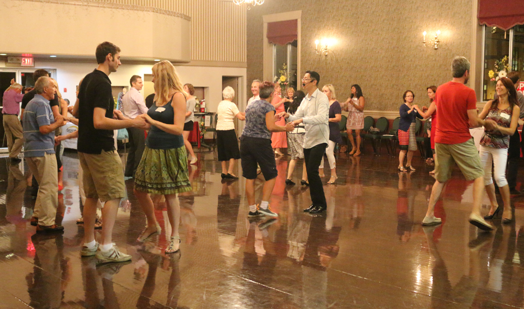 Burlington Social Dance Club | 2077 Pine St, Burlington, ON L7R 1G1, Canada | Phone: (905) 633-8808