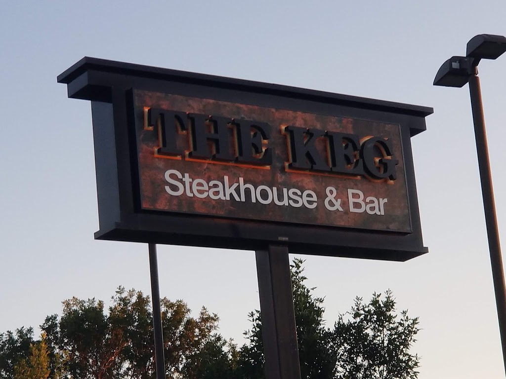 4265 Albert Street Parking Lot | 4265 Albert St, Regina, SK S4S 3R6, Canada | Phone: (306) 352-2681