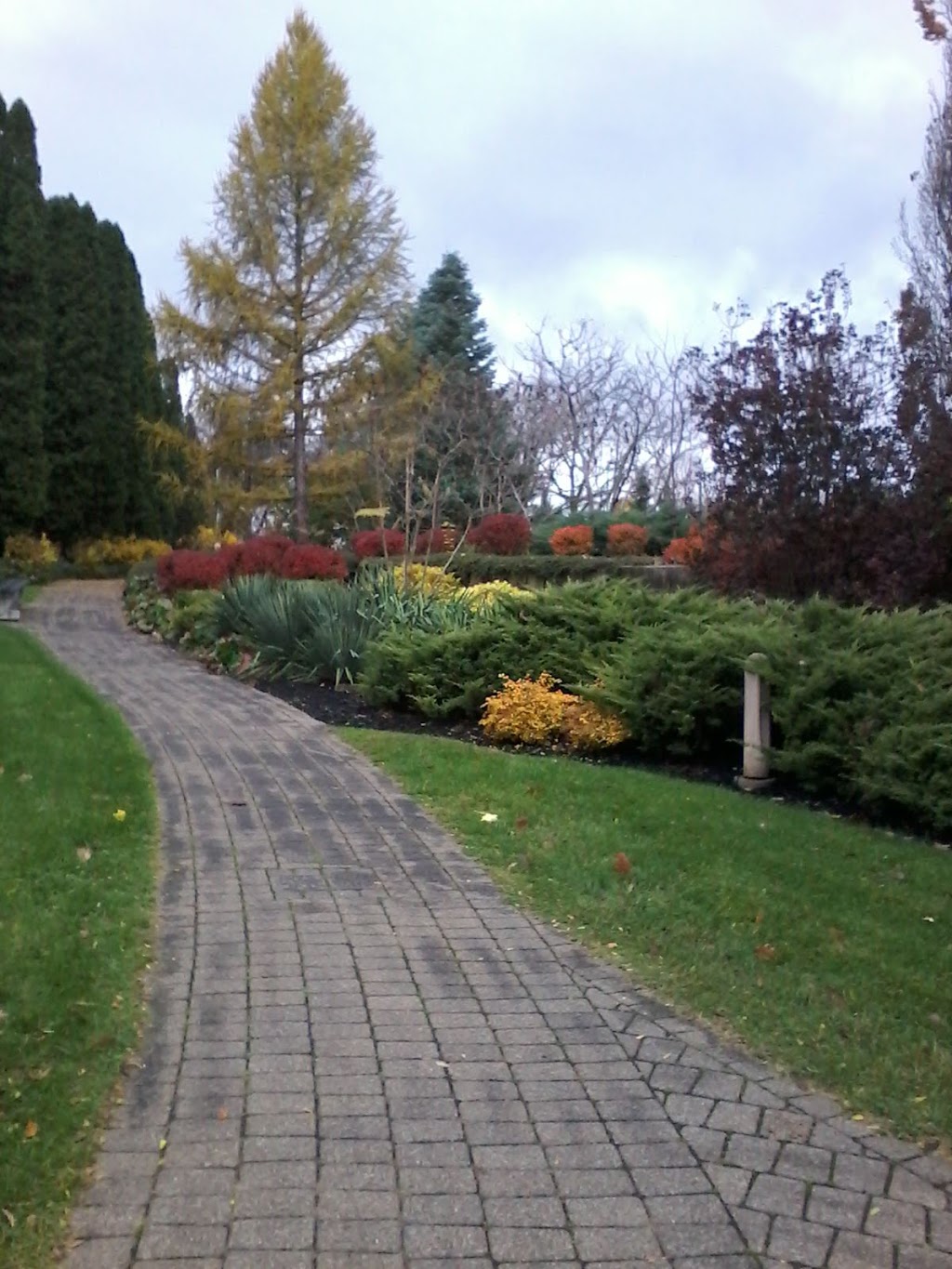 MacNaughton Park Scenic Gardens | 1-35 Macnaughton Dr, Exeter, ON N0M 1S3, Canada