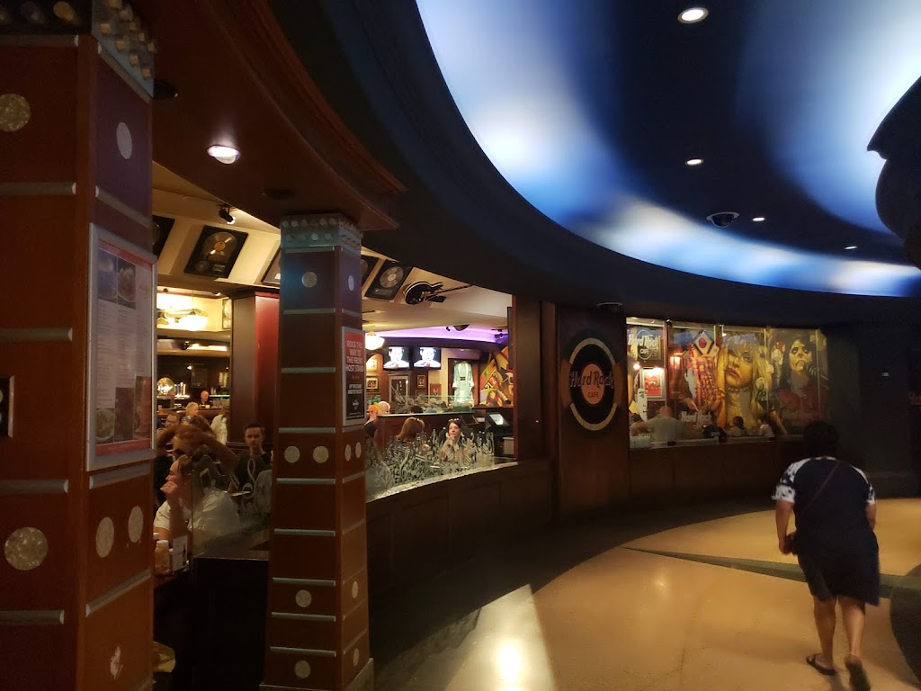 Pizza Hut Express | 5705 Falls Ave, Niagara Falls, ON L2E 6T3, Canada | Phone: (905) 356-4048