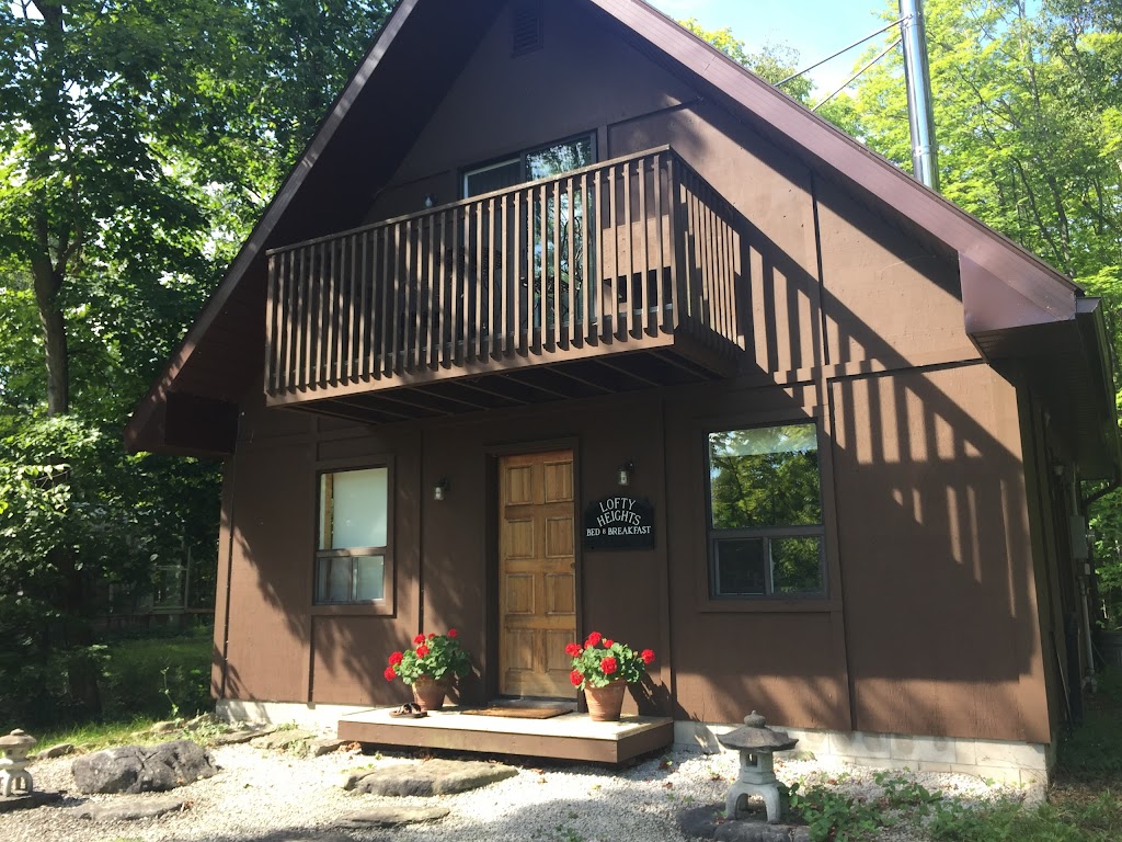 Lofty Heights Bed & Breakfast | 117 McKague Rd, Lions Head, ON N0H 1W0, Canada | Phone: (519) 793-4732
