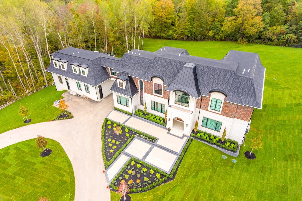 Bears Claw Roofing | 29 Shuter Ln, Brampton, ON L6Y 5N4, Canada | Phone: (416) 918-4008