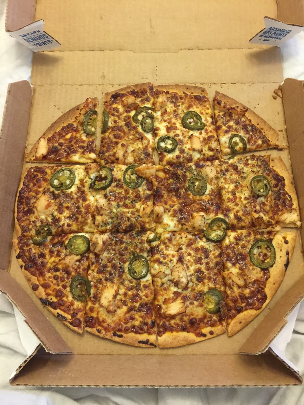 Dominos | 1038 Burnhamthorpe Rd E, Mississauga, ON L4Y 2X6, Canada | Phone: (905) 238-4999