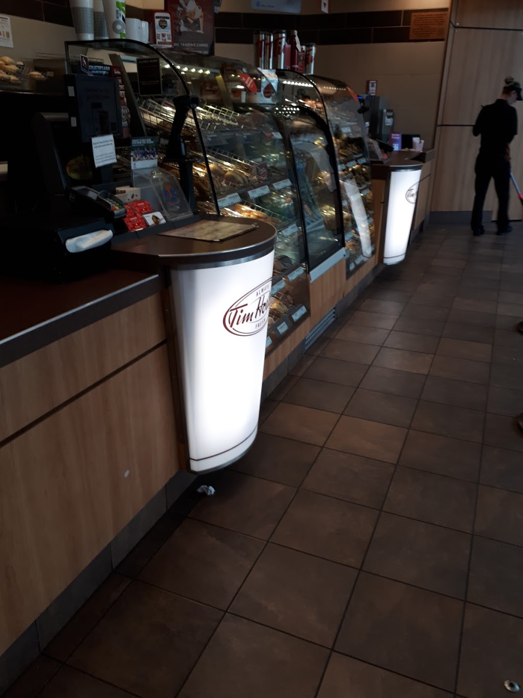 Tim Hortons | 785 Wonderland Rd S, London, ON N6K 1M6, Canada | Phone: (519) 473-1103