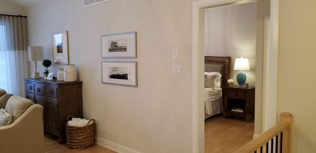 eQuinelle Presentation Centre - eQ Homes | 74 Equinelle Dr, Kemptville, ON K0G 1J0, Canada | Phone: (613) 258-6488