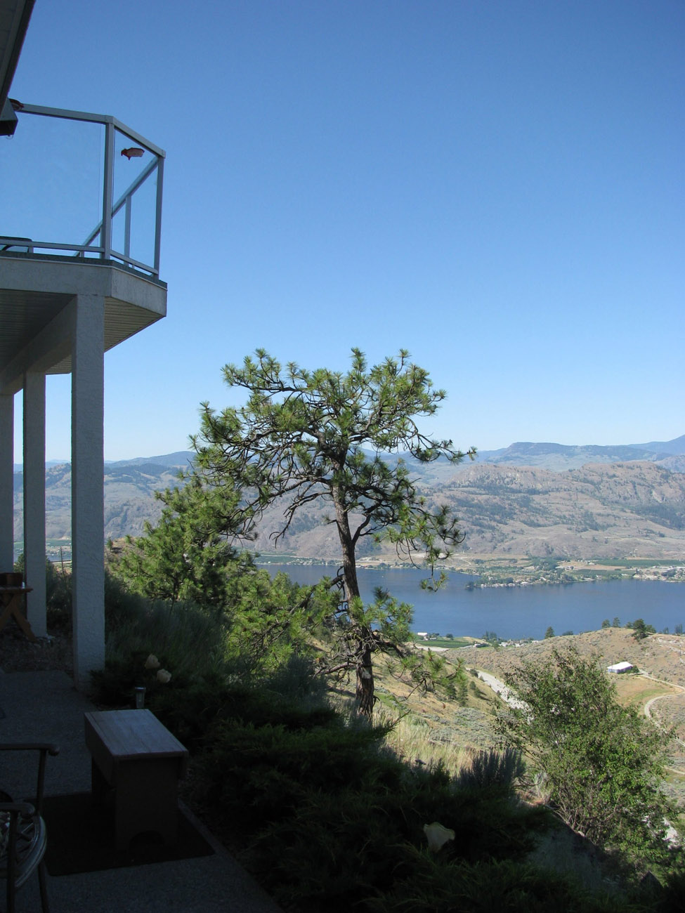 The Newton Observatory Bed & Breakfast | 1270 BC-3, Osoyoos, BC V0H 1V6, Canada | Phone: (250) 495-6745