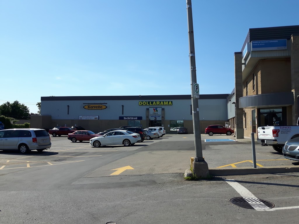 Centre commercial Place Donnacona | 325 Rue de lÉglise, Donnacona, QC G3M 2A2, Canada | Phone: (418) 285-2781
