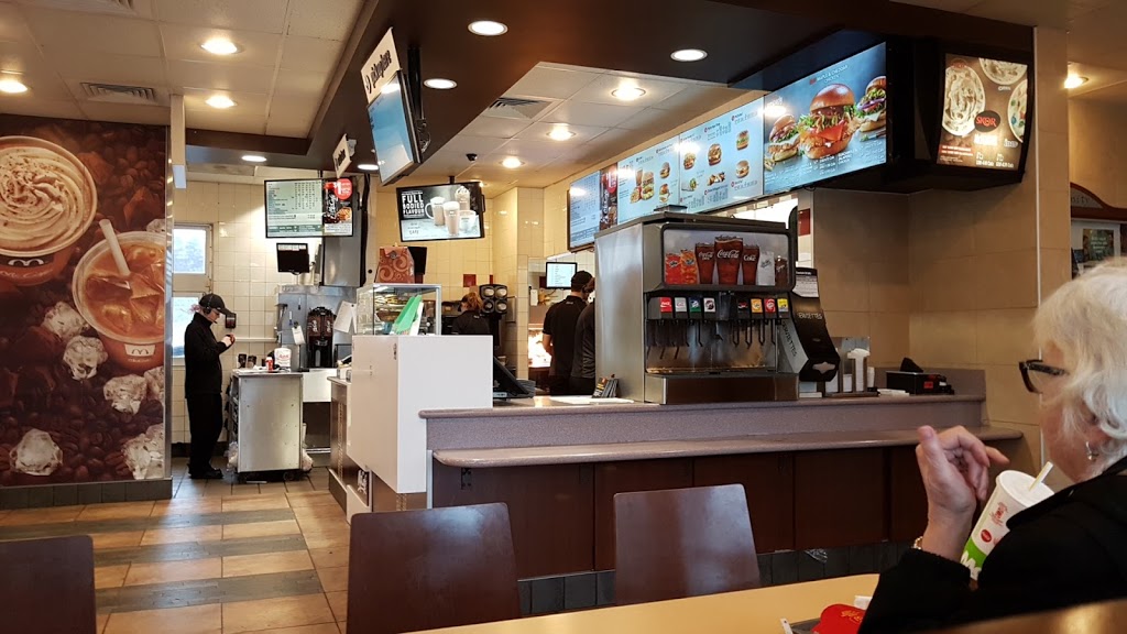 McDonalds | 100 Jamieson Pkwy, Cambridge, ON N3C 4B3, Canada | Phone: (519) 220-1617