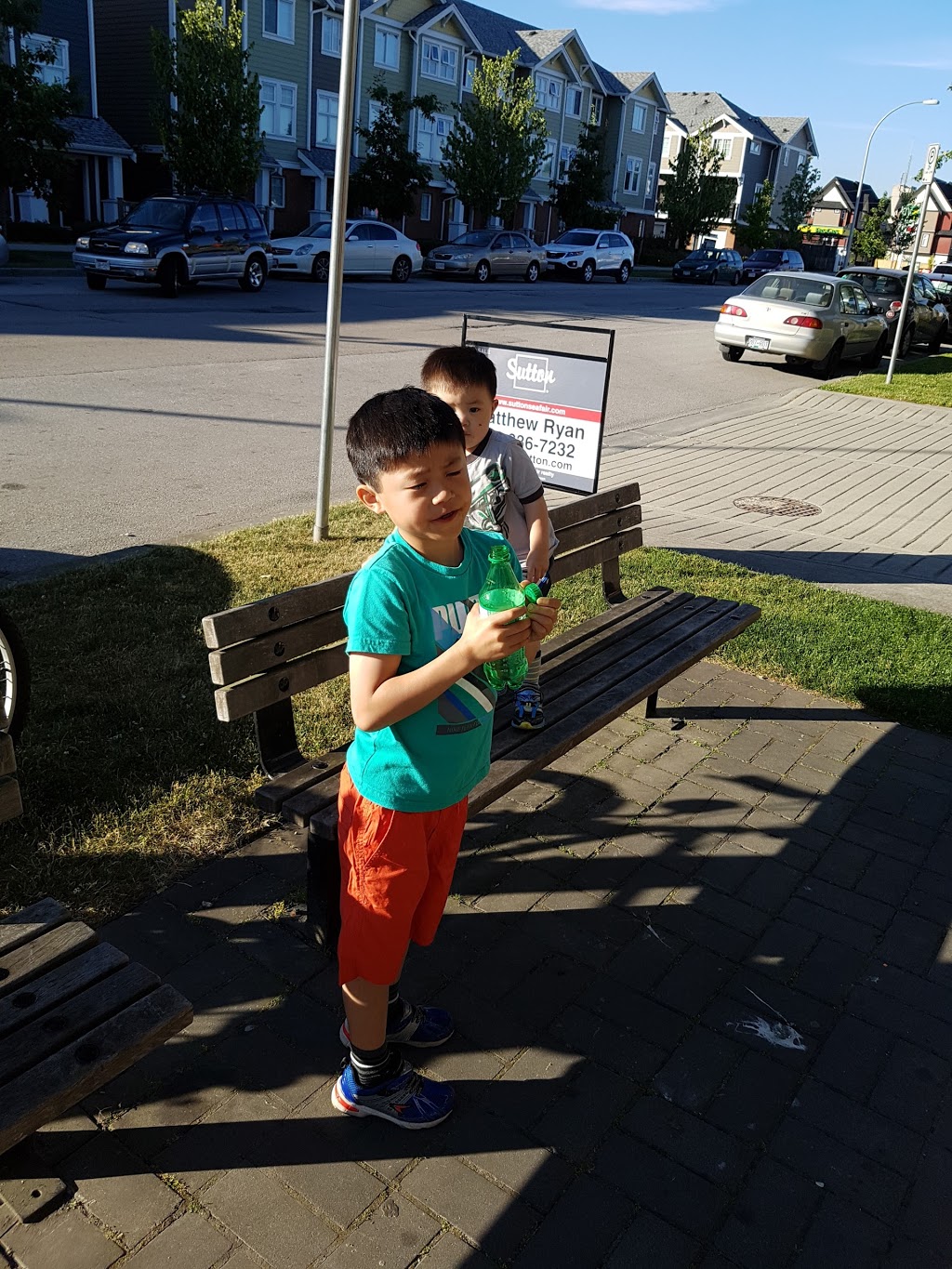 Queensboro Pizza | 1132 Ewen Ave, New Westminster, BC V3M 5E4, Canada | Phone: (604) 515-9696