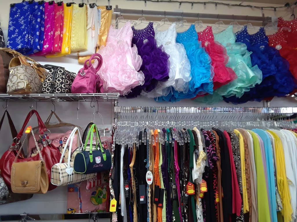 Model Club Fashion Design | 10632 98 St NW, Edmonton, AB T5H 2N7, Canada | Phone: (780) 990-1229