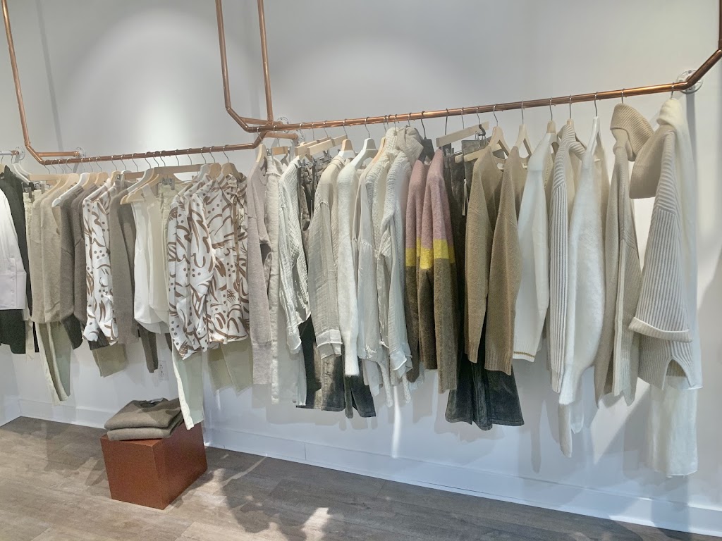 Les dames de Nohant | 4927 Rue Sherbrooke O, Westmount, QC H3Z 1H2, Canada | Phone: (514) 482-1020