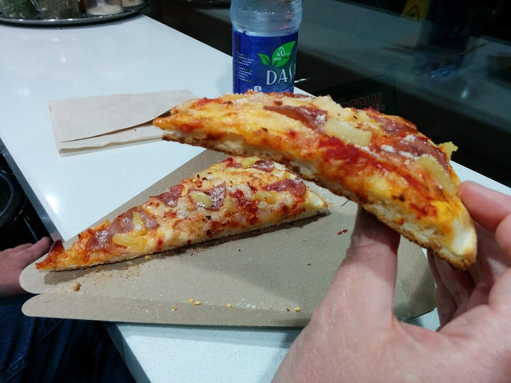 Pizza Nova | 854 Eglinton Ave E, East York, ON M4G 2L1, Canada | Phone: (416) 439-0000