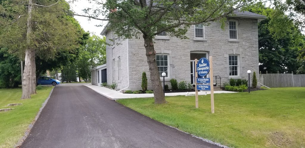 Dr. Elliott Perkins - Kingston Chiropractor | 484 Days Rd, Kingston, ON K7M 5R4, Canada | Phone: (613) 384-1008