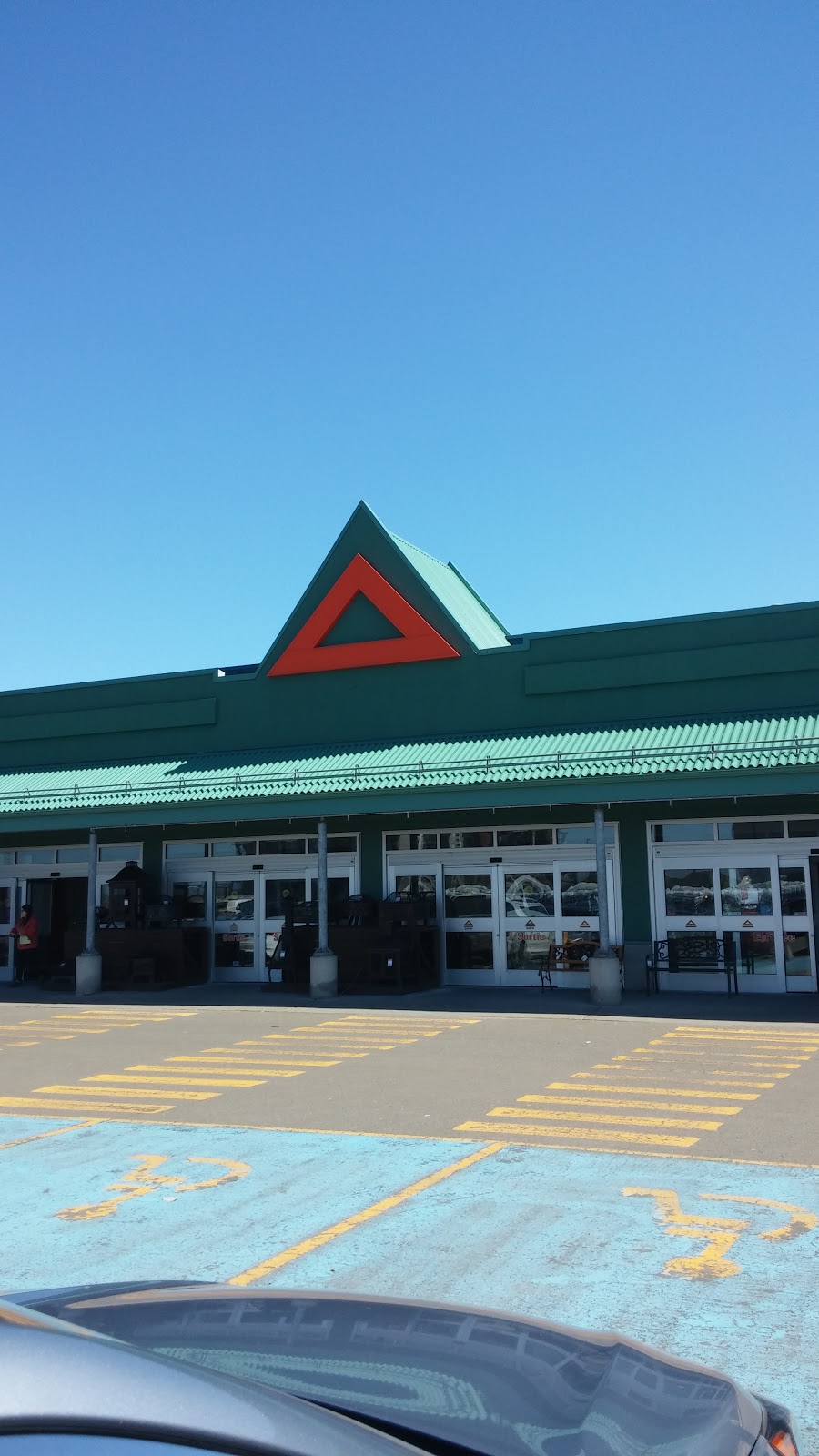 Canac | 1450 Route des Rivières, Saint-Nicolas, QC G7A 2N9, Canada | Phone: (418) 836-8600