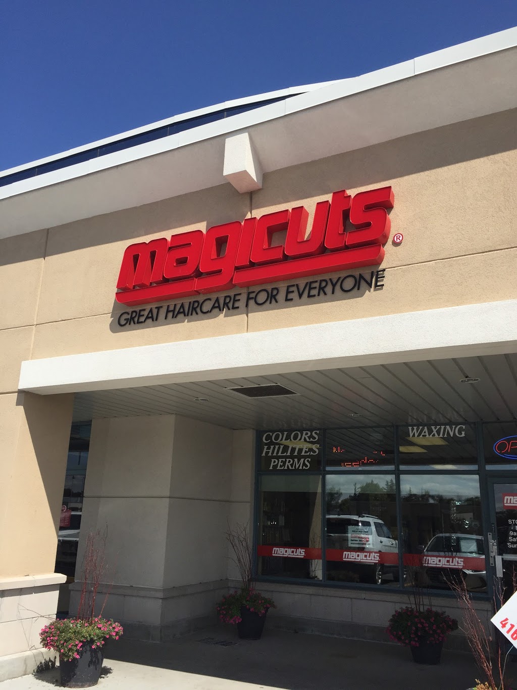 Magicuts | 10909 Yonge St, Richmond Hill, ON L4C 3E3, Canada | Phone: (905) 884-8838