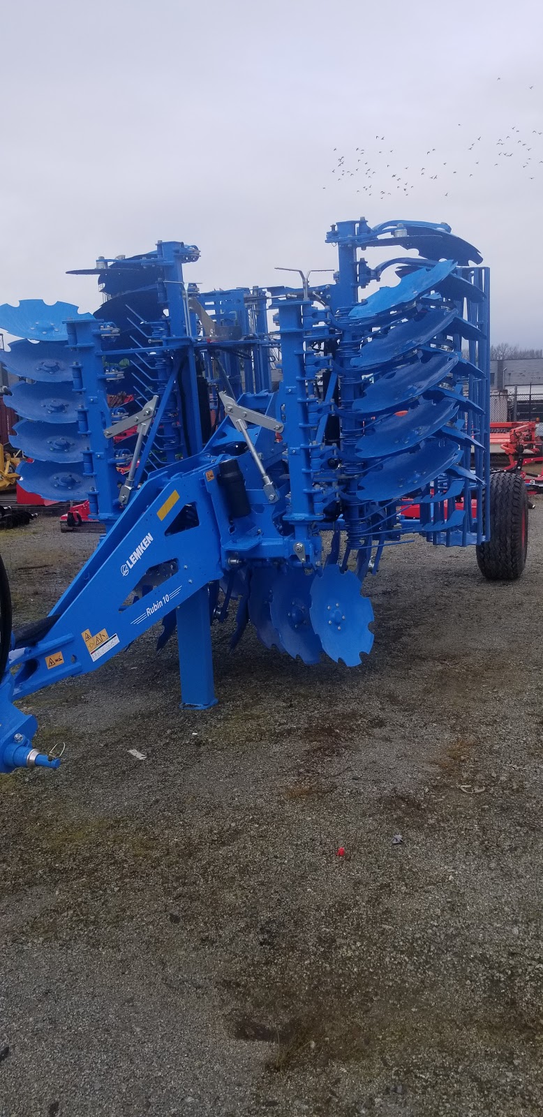 Van Der Wal Equipment Ltd | 23390 River Rd, Maple Ridge, BC V2W 1B6, Canada | Phone: (604) 463-3681