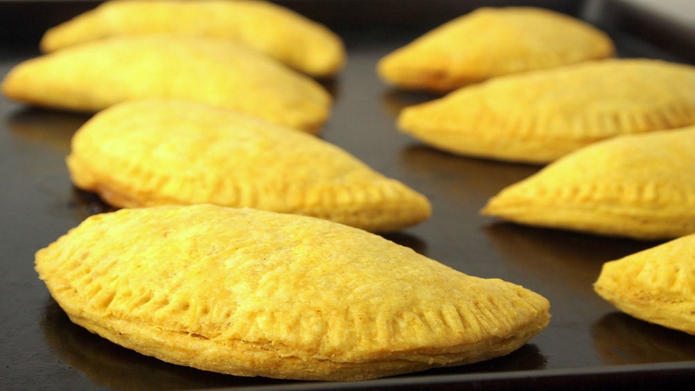 Irie Vibes Bar & Grill | 972 Cole Harbour Rd, Dartmouth, NS B2V 1E7, Canada | Phone: (902) 405-5030