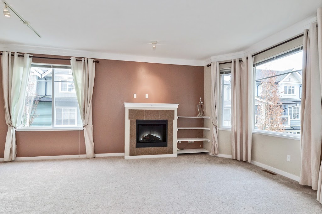 Michael Cosburn, Realtor | 4061 200 St #116, Langley Twp, BC V3A 1K8, Canada | Phone: (778) 245-8424