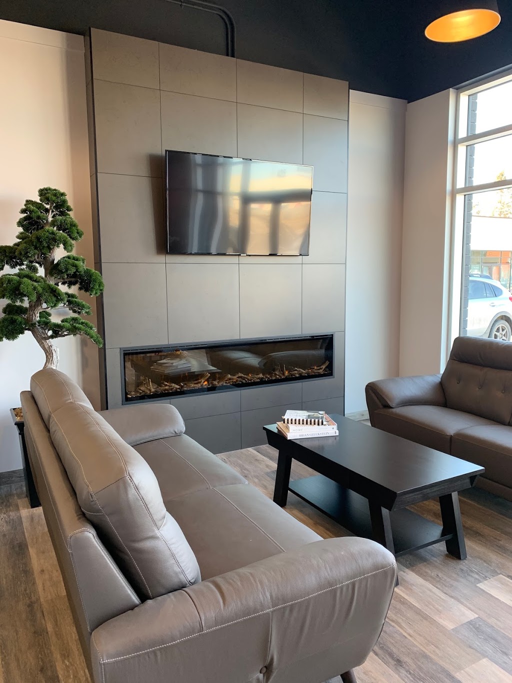 Royal Lepage Prestige Realty | 450 Ordze Rd #425, Sherwood Park, AB T8B 0C5, Canada | Phone: (780) 241-0121