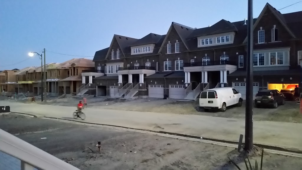 Sumit Chopra Real Estate | 73 Judge St, Caledon, ON L7C 4A2, Canada | Phone: (647) 964-2184