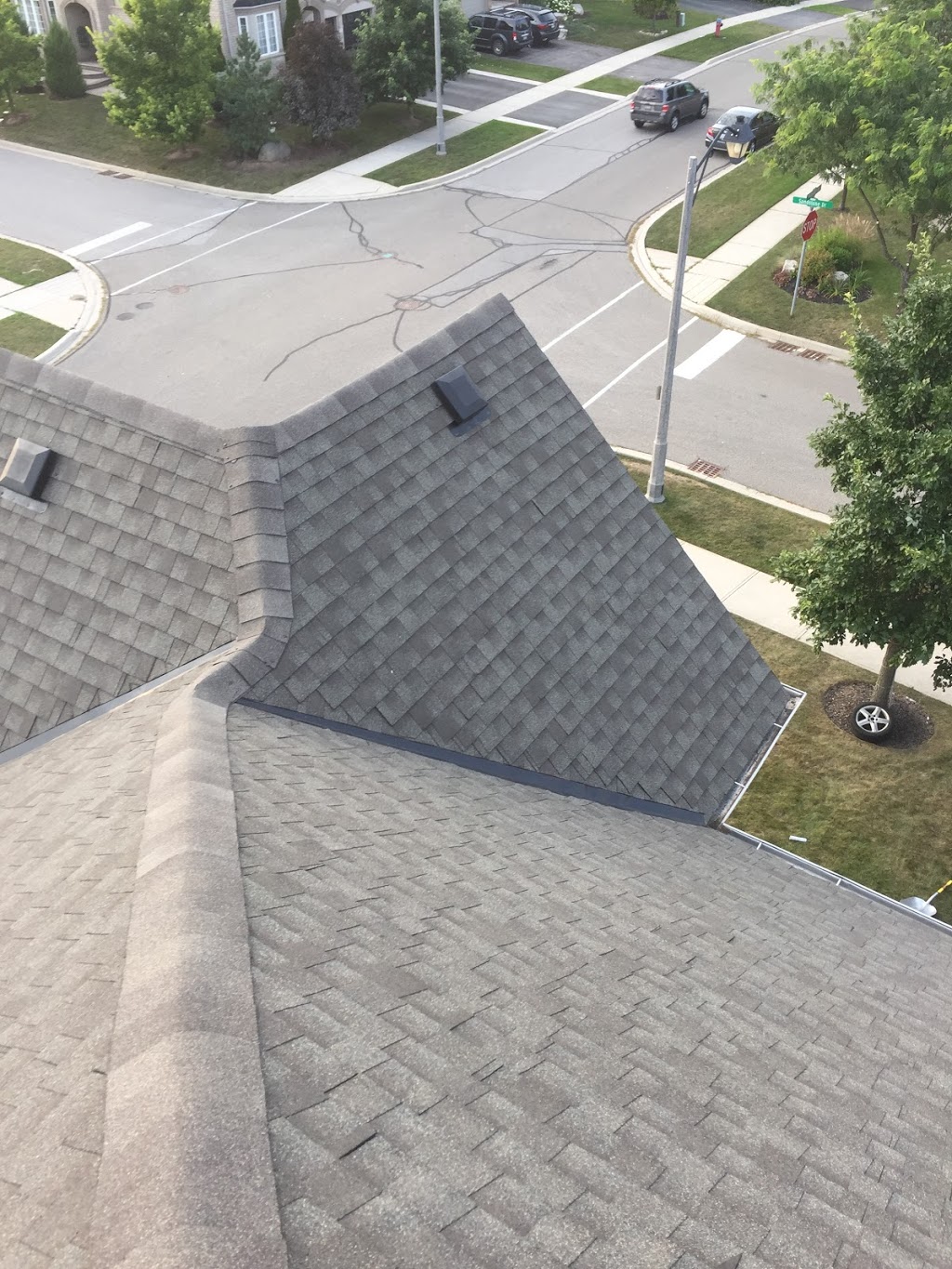 Ultra Team Roofing | 55 Oneida Crescent Unit 1406, Richmond Hill, ON L4B 0E8, Canada | Phone: (647) 244-1403