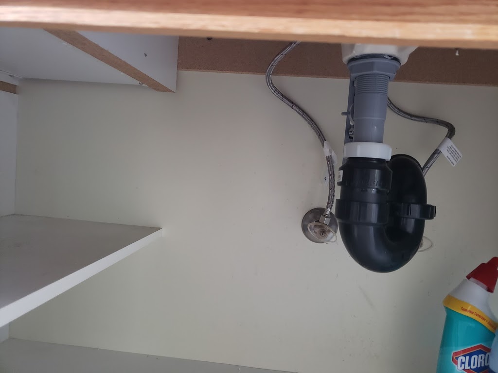Houlihan Plumbing | 545 Selby St, Nanaimo, BC V9R 2R9, Canada | Phone: (250) 415-3800