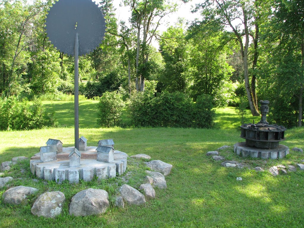 Gooderham Sun Village Sculpture | 1043 Community Center Rd, Gooderham, ON K0M 1R0, Canada | Phone: (705) 448-2981