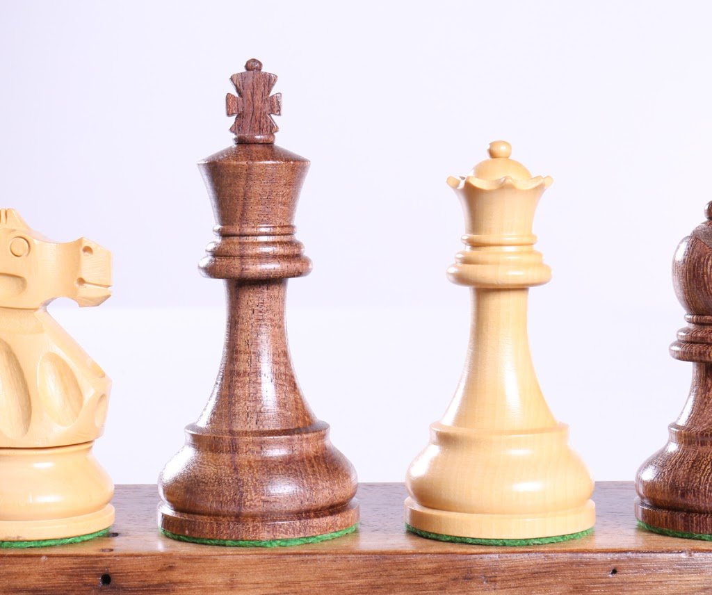 Chess House | 705 Grover St, Lynden, WA 98264, USA | Phone: (800) 348-4749