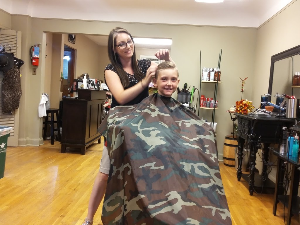 Tops Hairstyling | 183 Victoria St S, Kitchener, ON N2G 2B8, Canada | Phone: (519) 743-6113