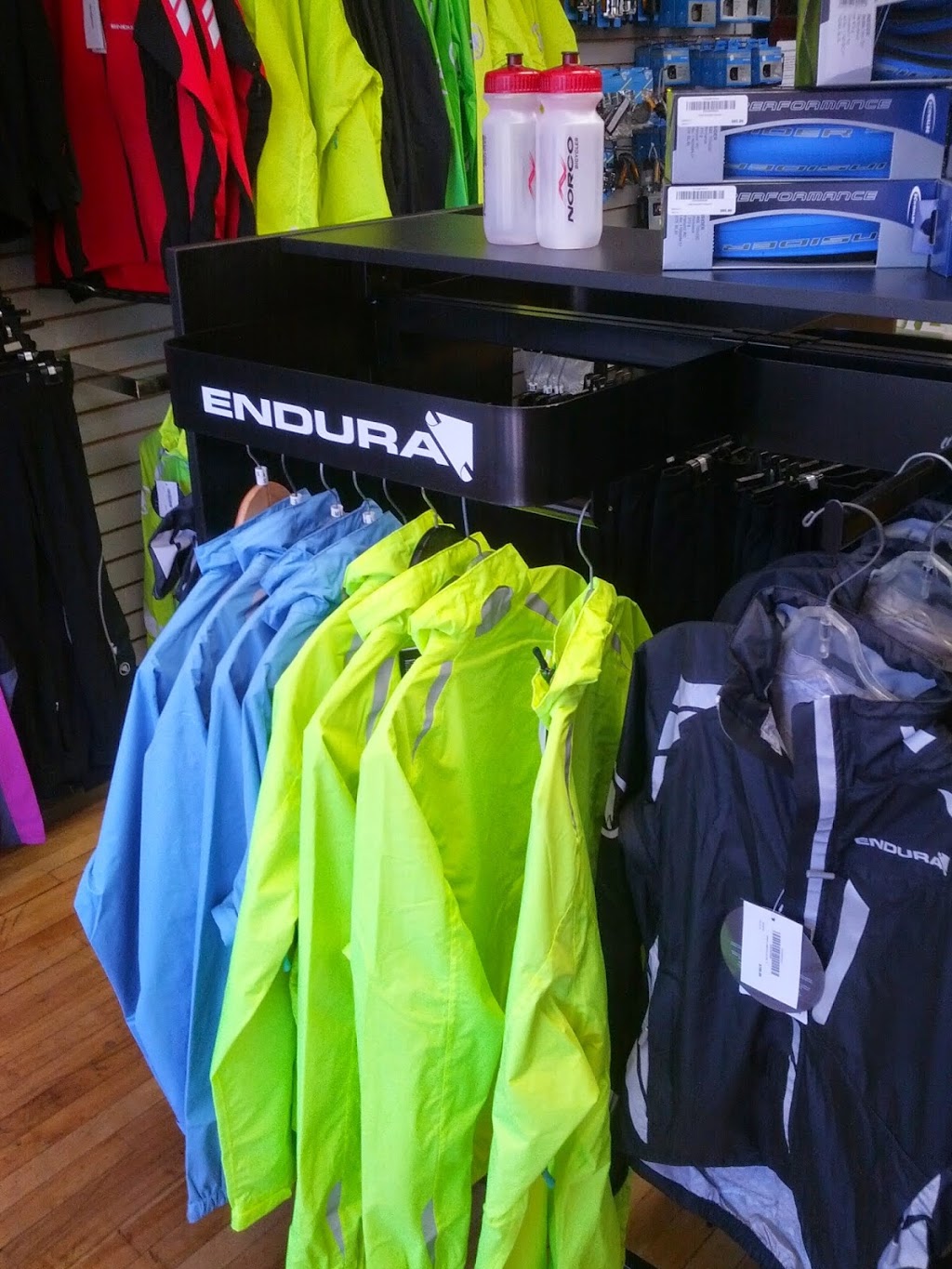 Cyclepath Norco | 2106 Yonge St, Toronto, ON M4S 2A5, Canada | Phone: (416) 485-2453